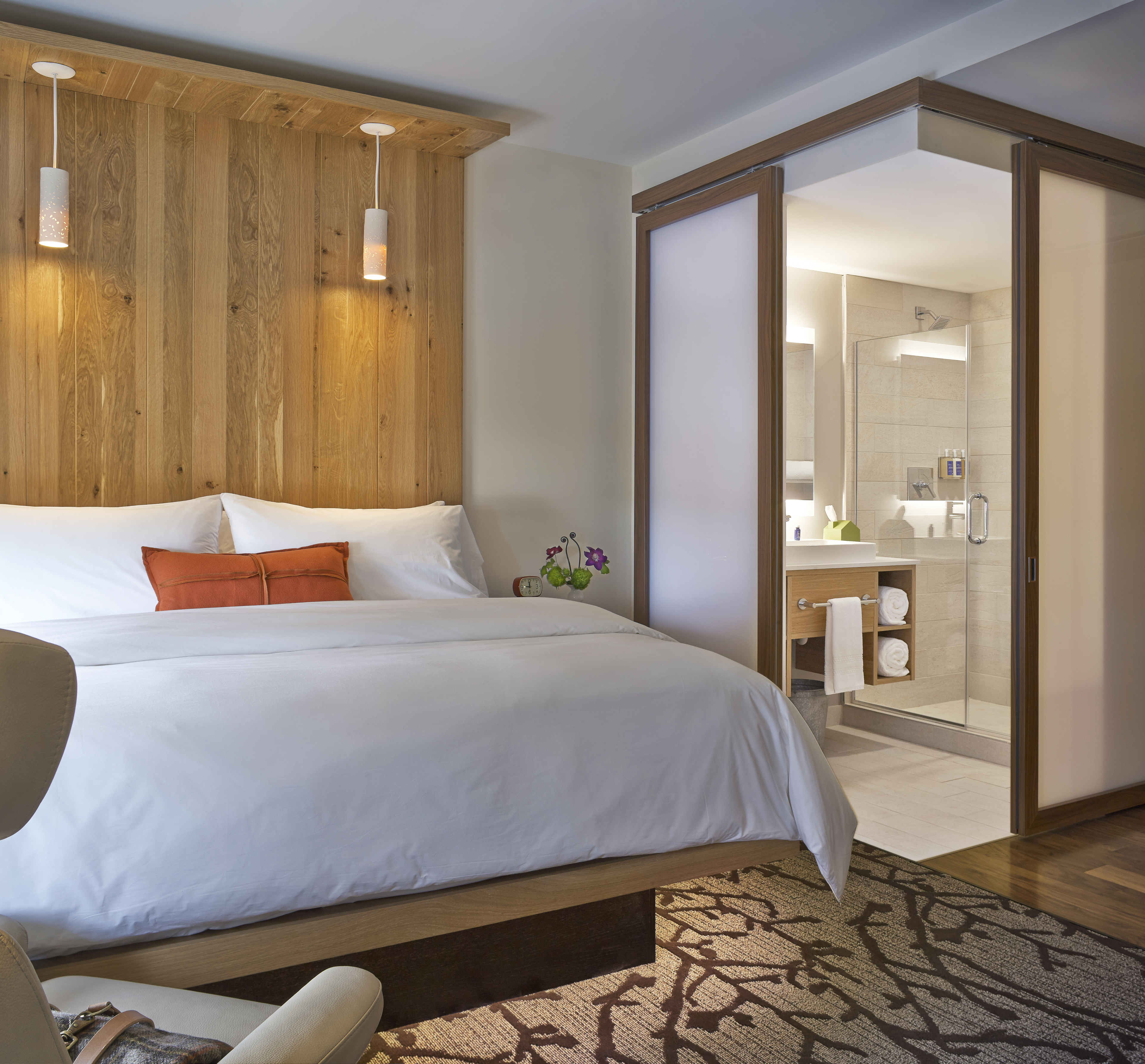 King Guestroom